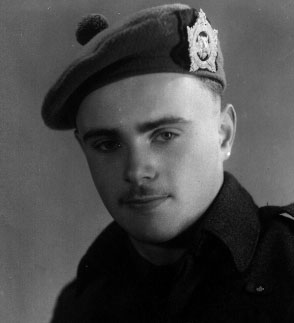 Young Lt Earp 1944
