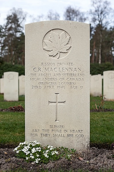 Gravestone Pte MacLennan Holten Canadian War Cemetery Netherlands